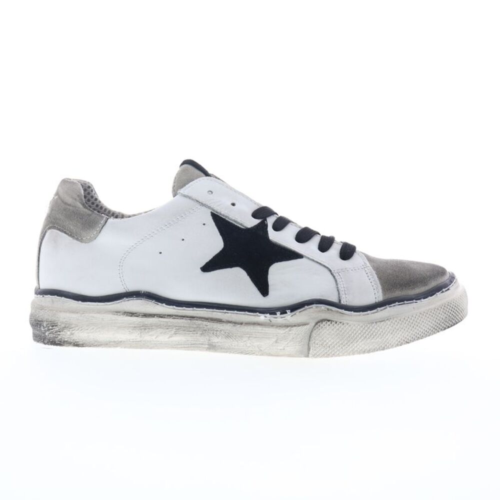 Divine Follie Mens 102 U White Shoes (NWT)